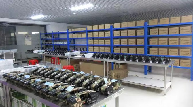 Hefei Lianlian Dingye Machinery Equipment Co., Ltd. 공장 생산 라인